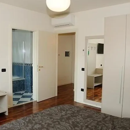 Ferienhaus Villa Panoramica Holiday home Pozzolengo